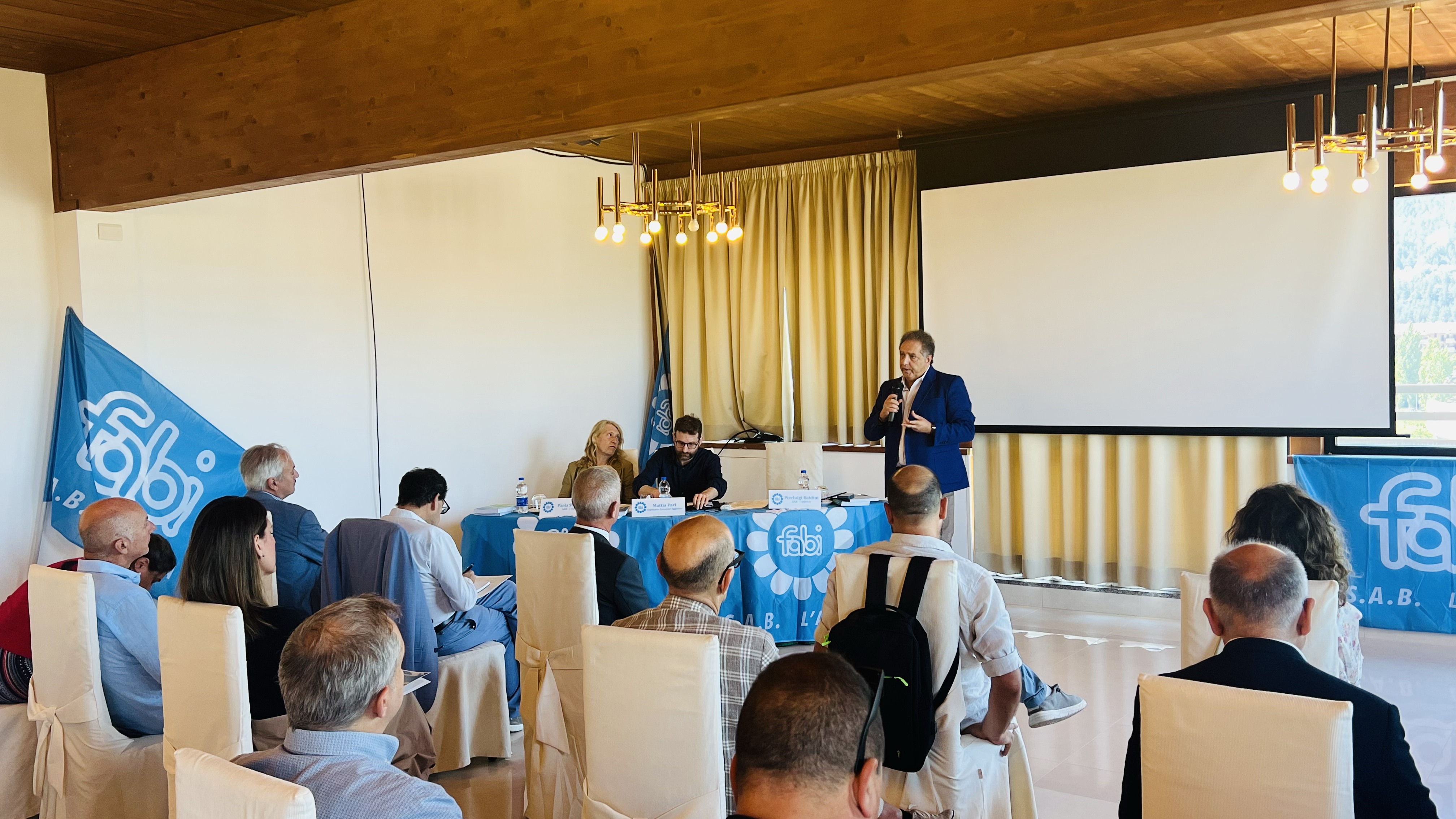CONGRESSO PROVINCIALE FABI L’AQUILA, BALDINI: «SERVONO BANCHE VICINE AI TERRITORI E UN CONTRATTO CHE GUARDI AL FUTURO»